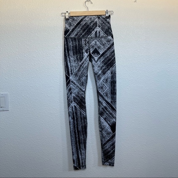 Lululemon- Wunder Under Pant *Full-On Luon (Roll Down) - Size 4 - Picture 5 of 11